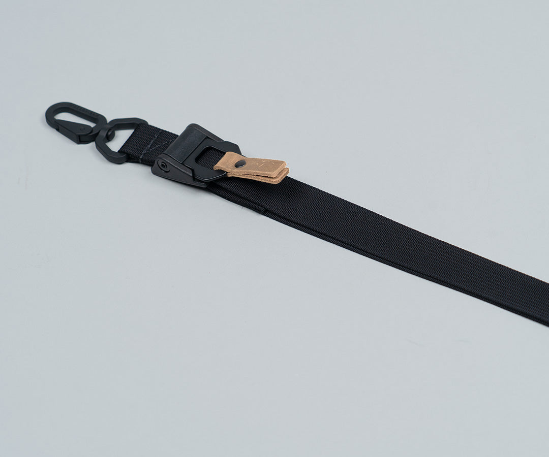 Black with grizzly leather tab