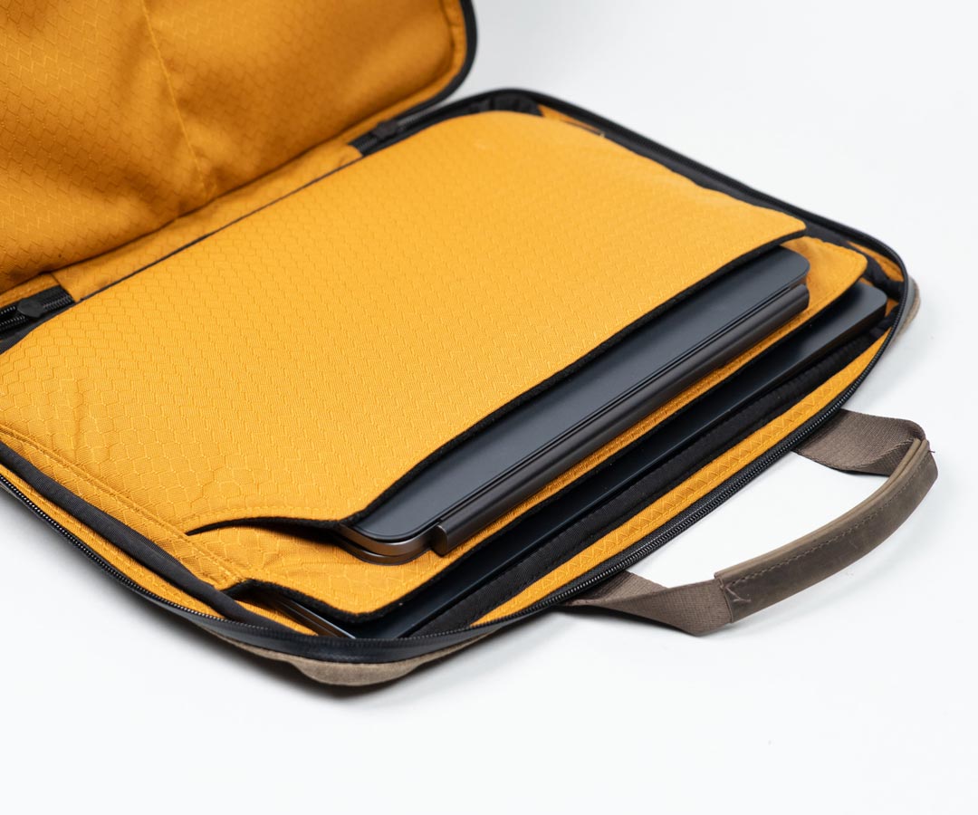 Two padded pockets for laptop and tablet
