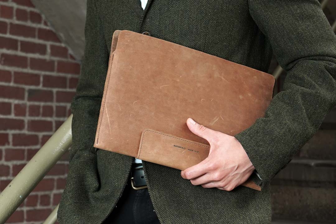 Vero Leather SleeveBest MacBook Pro AccessoriesGottaBeMobile