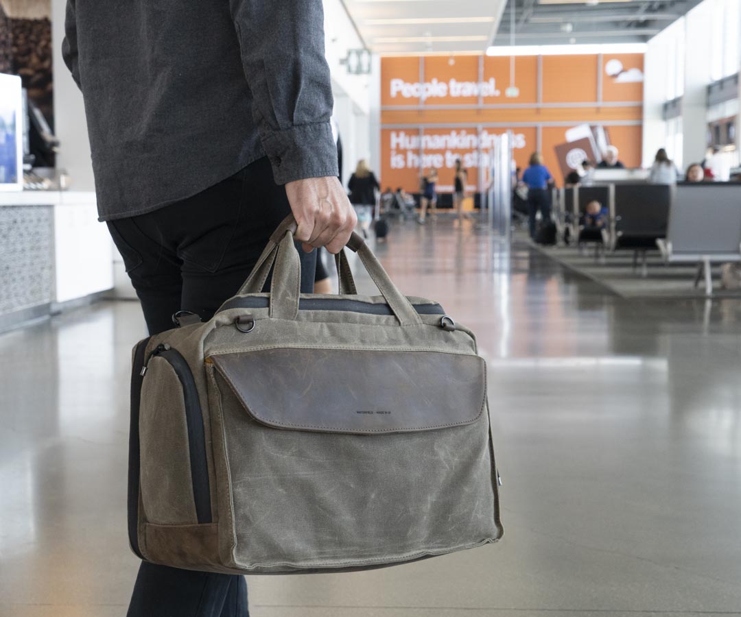 Air DuffelBest Gifts for TravellersTravel Freak