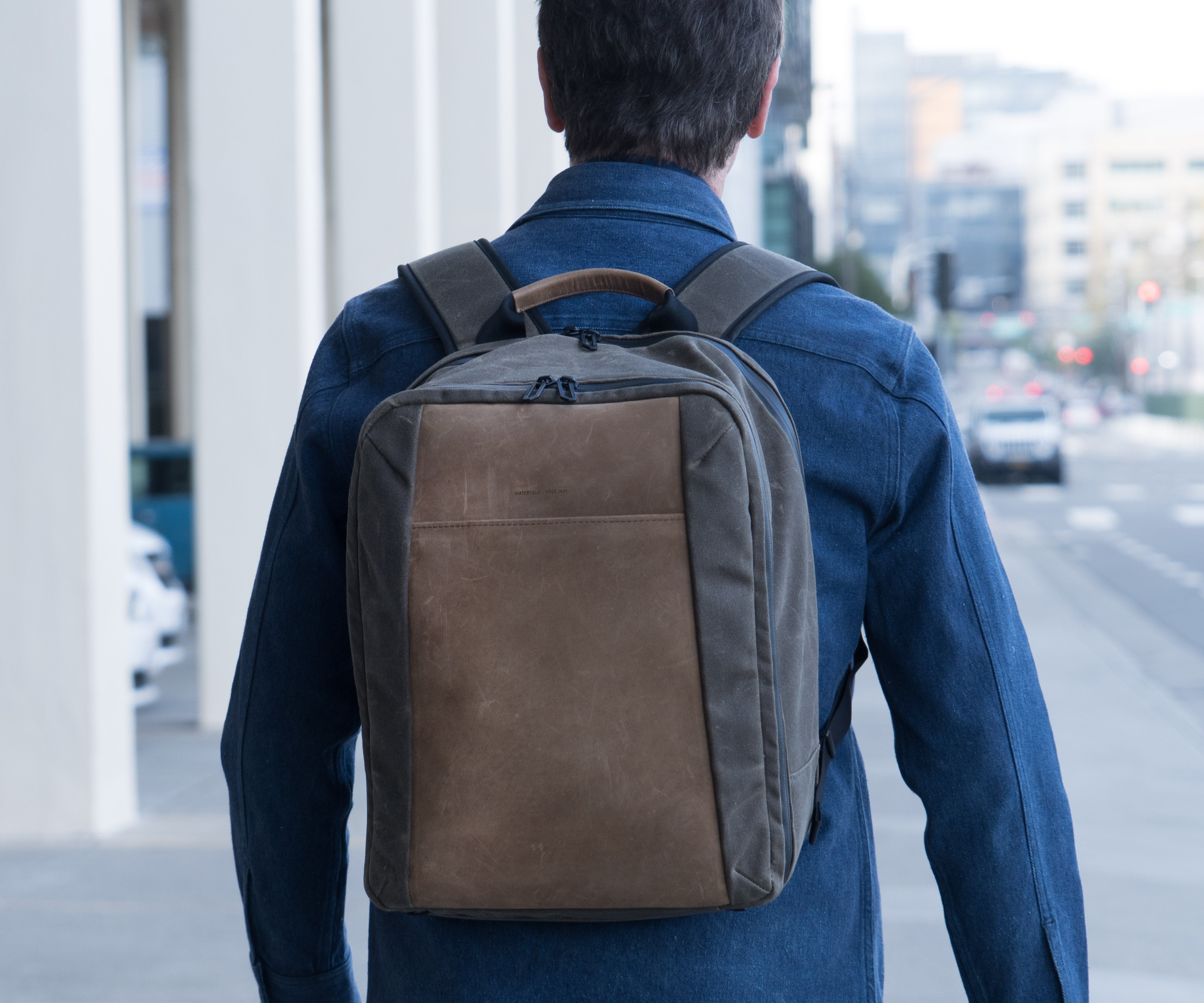 Tech Folio BackpackEditor's Choice Buyer's Guide iPhone Life