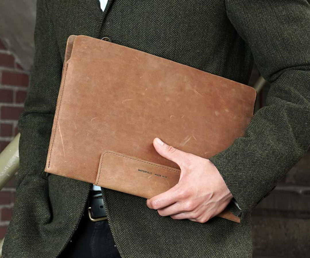 Vero Leather SleeveBest 16-inch MacBook Pro Cases, Covers & SkinsGottaBeMobile