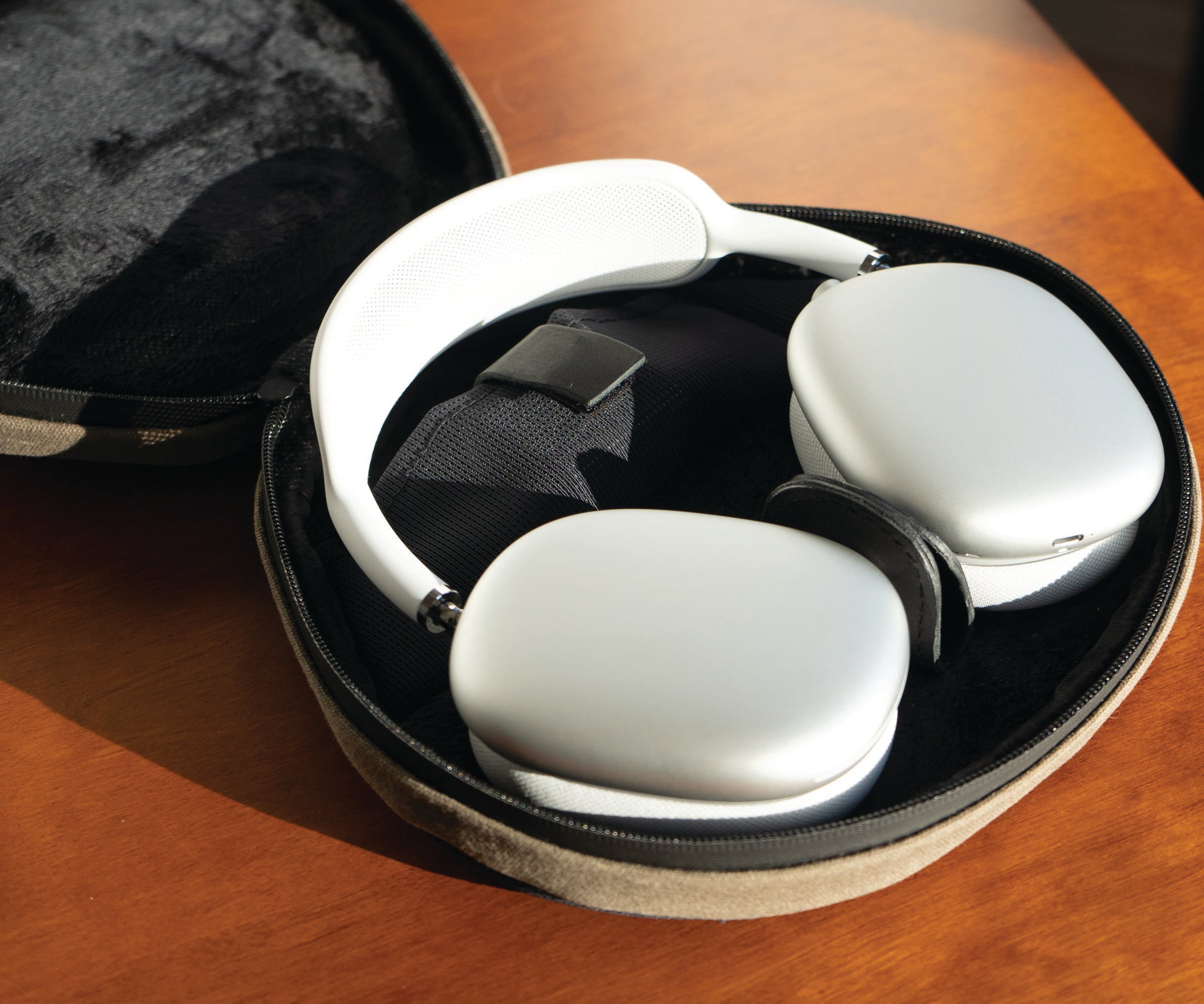 AirPods Max Shield CaseBest AirPods Max CasesiMore