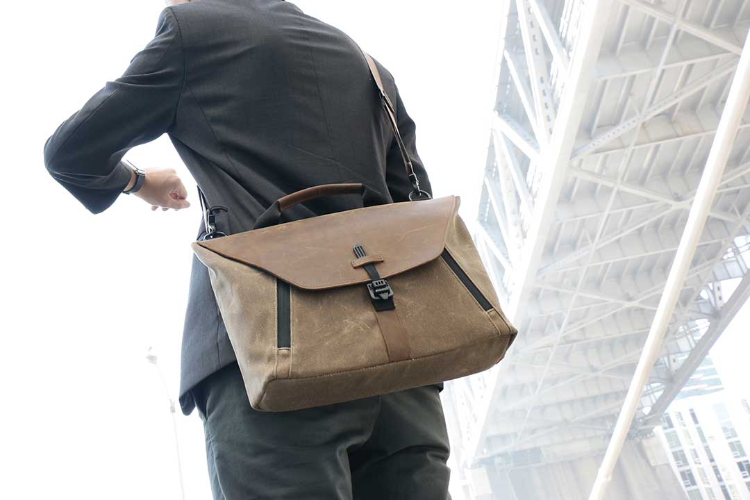 Staad Messenger Attaché The Top 10 Best Laptop BagsWindows Central
