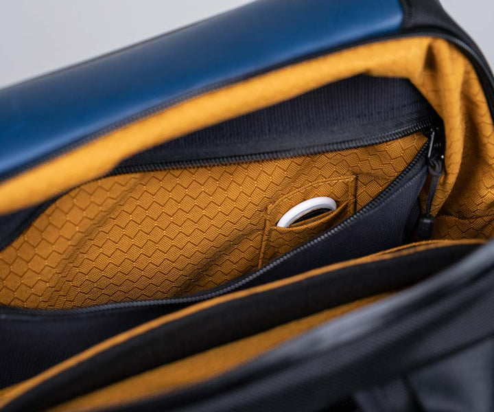 Hidden pocket for Air Tag tracker