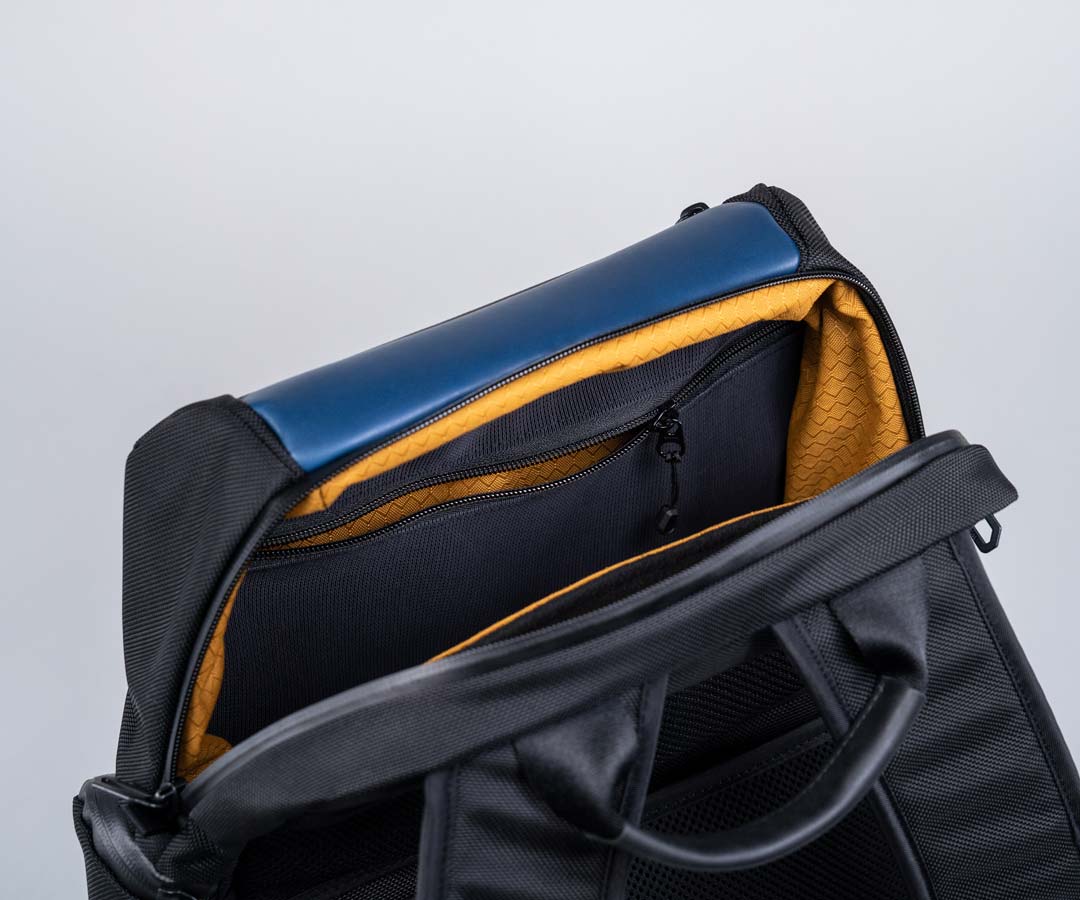 Zipped mesh pocket secures small items