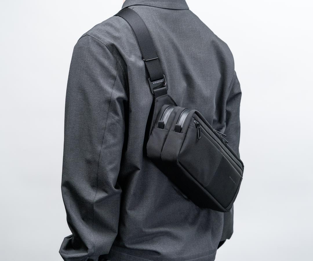 Fits comfortably on your back 