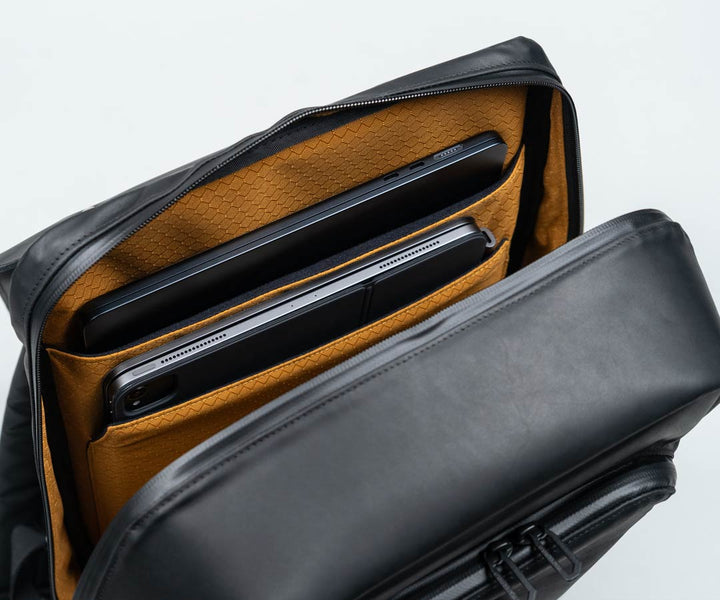 Two padded compartments