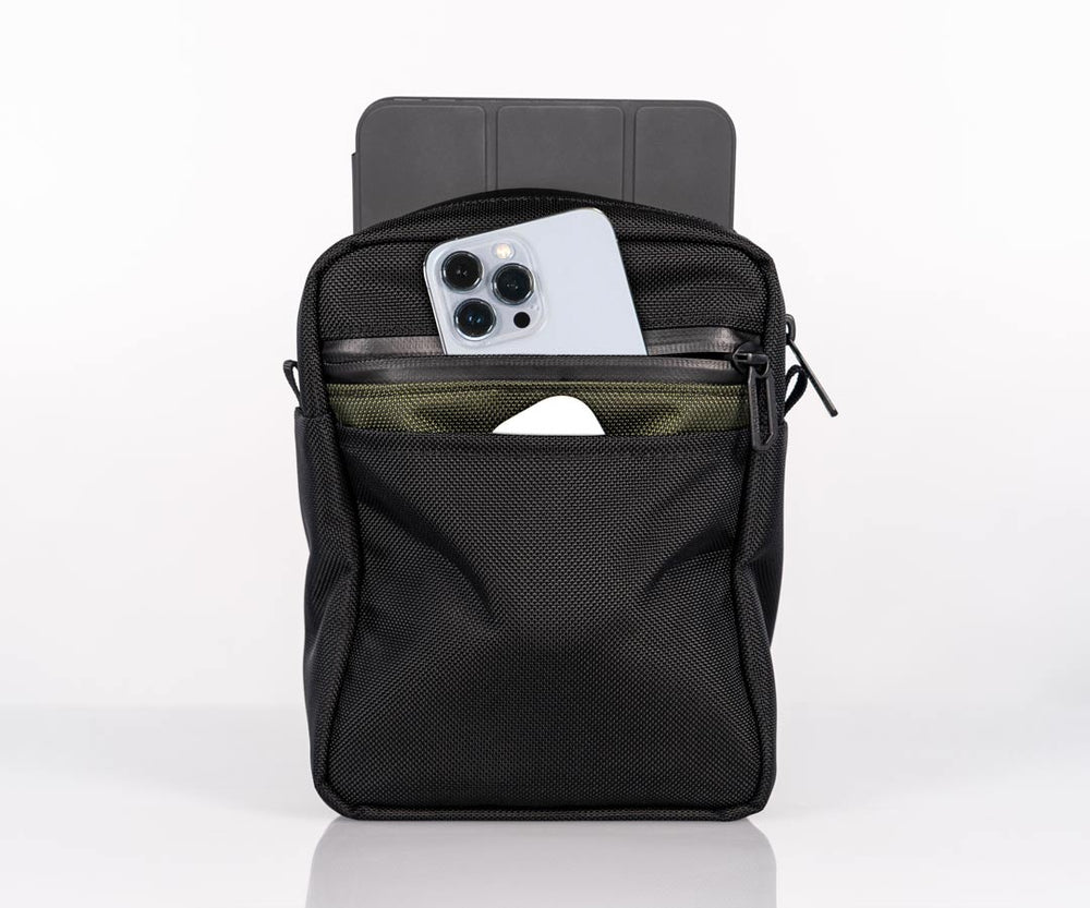 Essential Crossbody Pouch